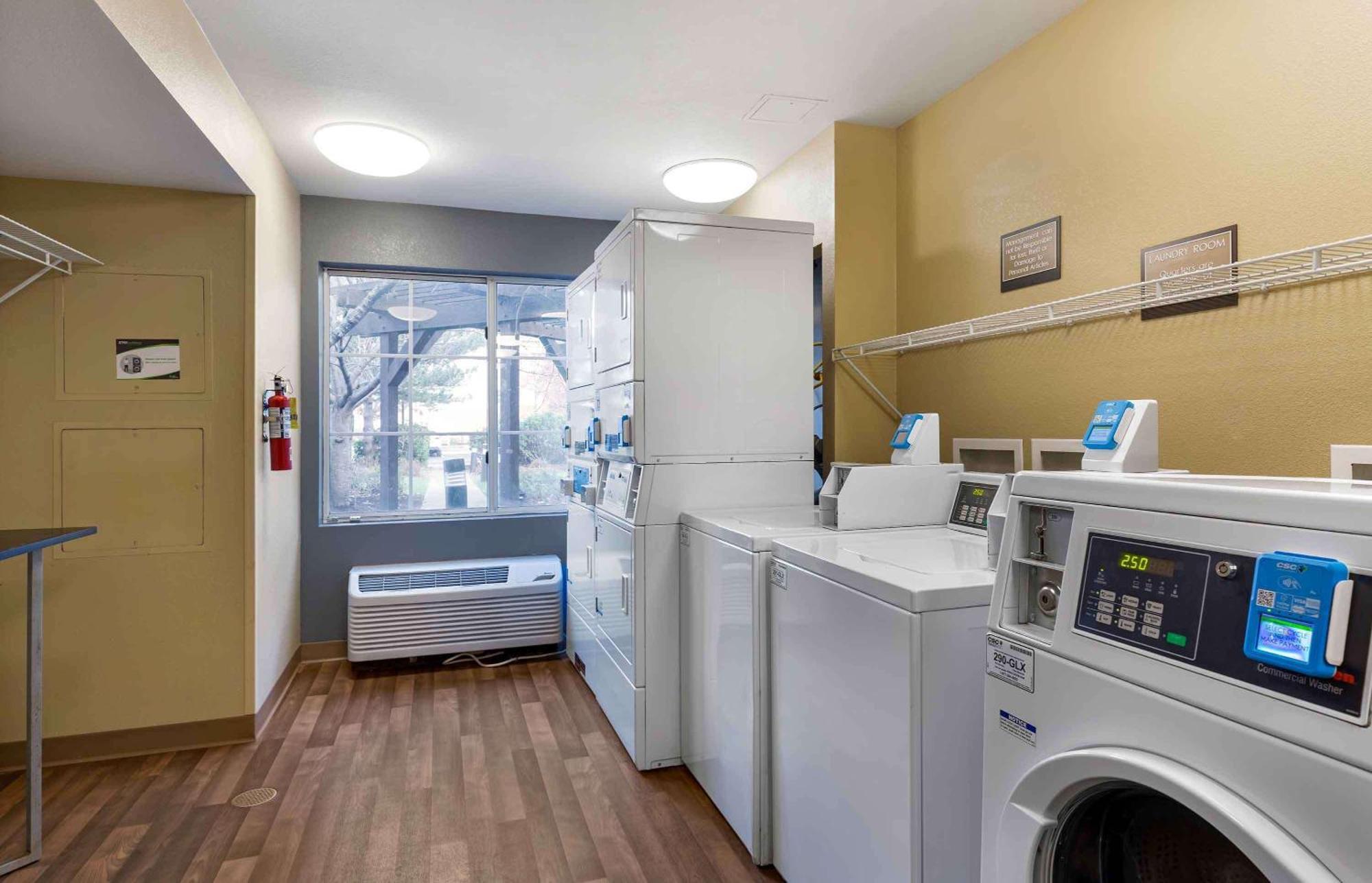 Extended Stay America Suites - Boston - Waltham - 32 4Th Ave Экстерьер фото