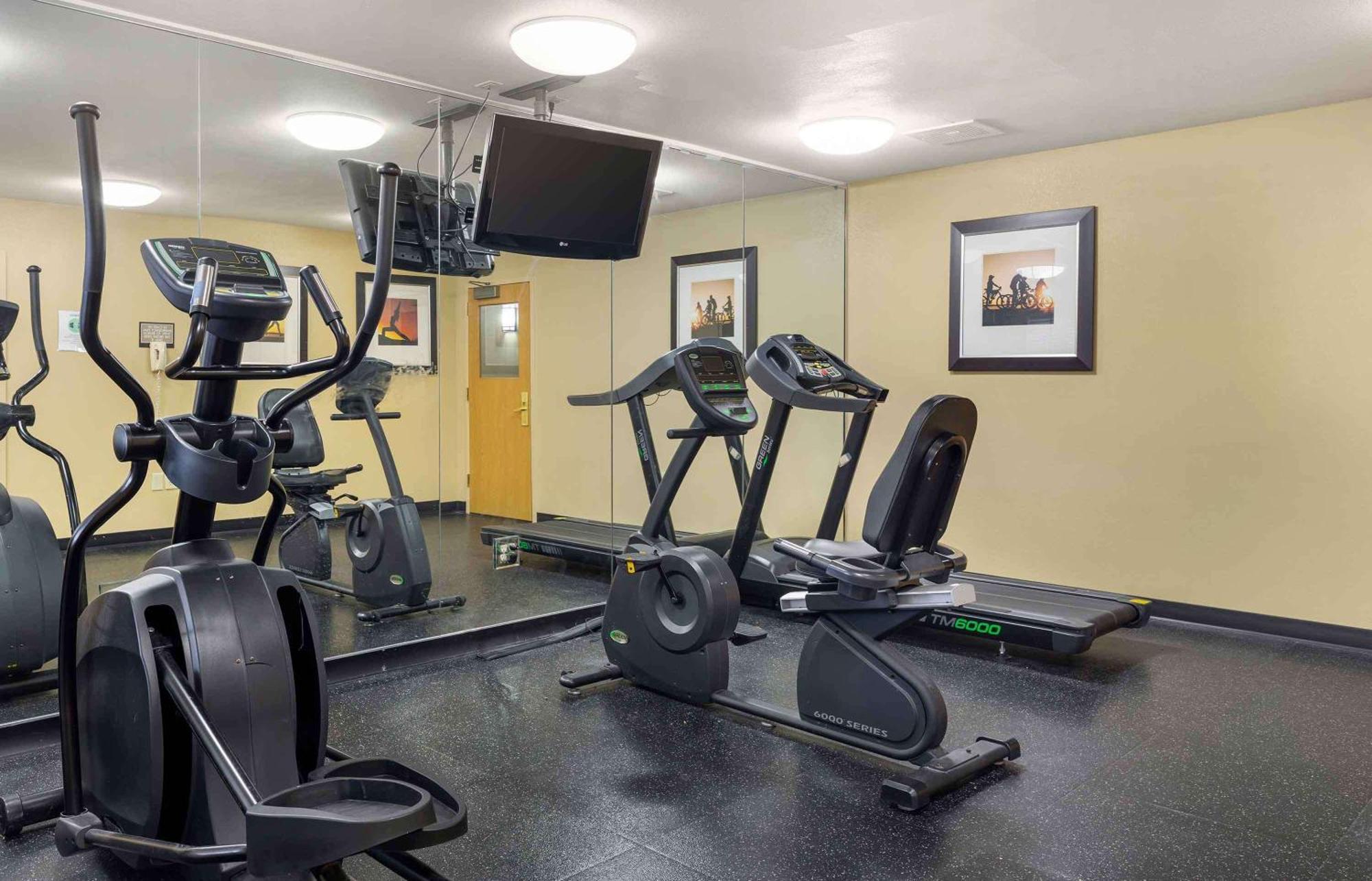 Extended Stay America Suites - Boston - Waltham - 32 4Th Ave Экстерьер фото