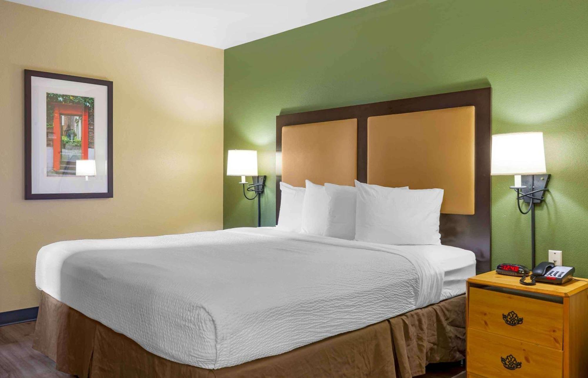 Extended Stay America Suites - Boston - Waltham - 32 4Th Ave Экстерьер фото