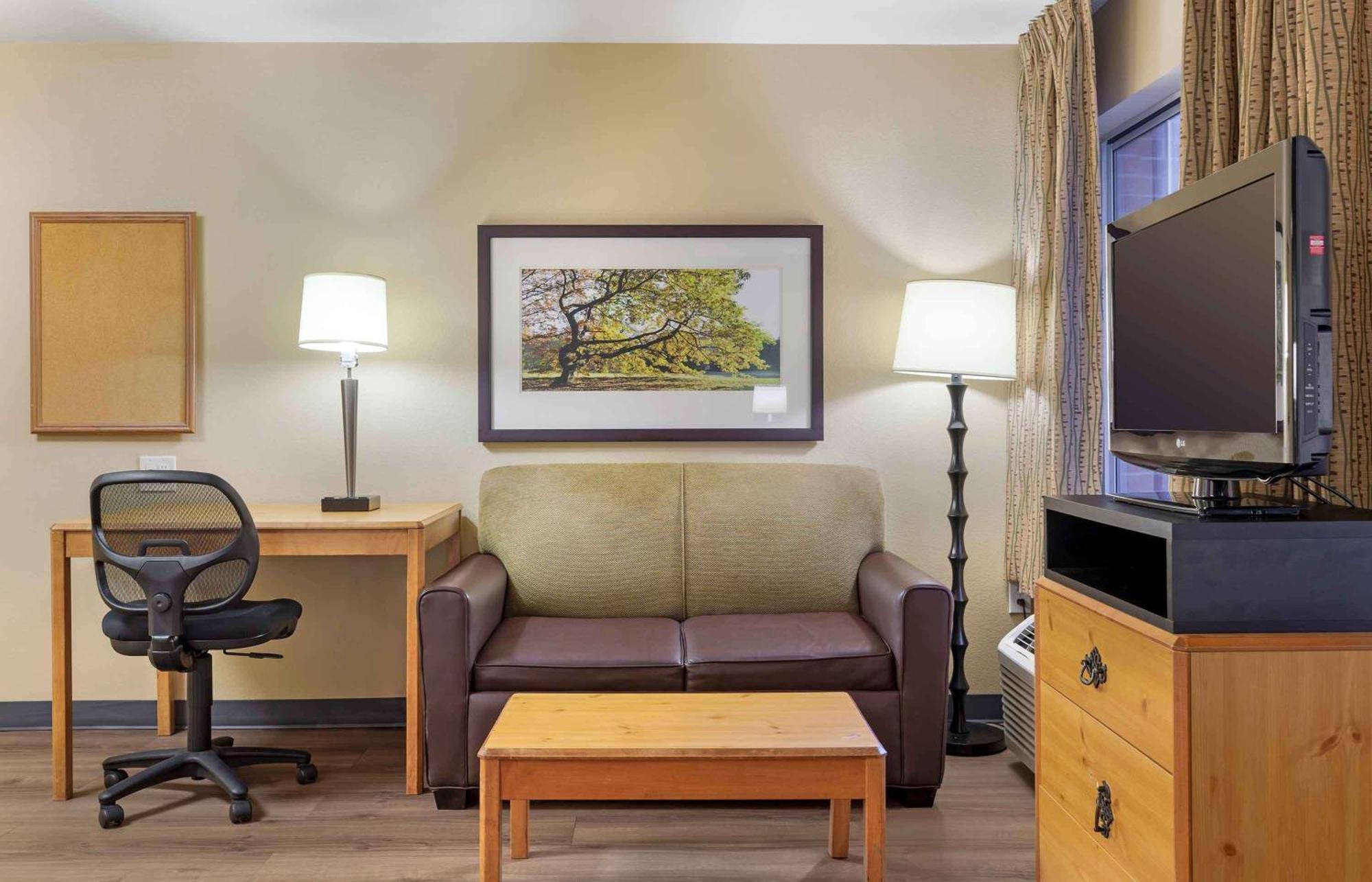 Extended Stay America Suites - Boston - Waltham - 32 4Th Ave Экстерьер фото