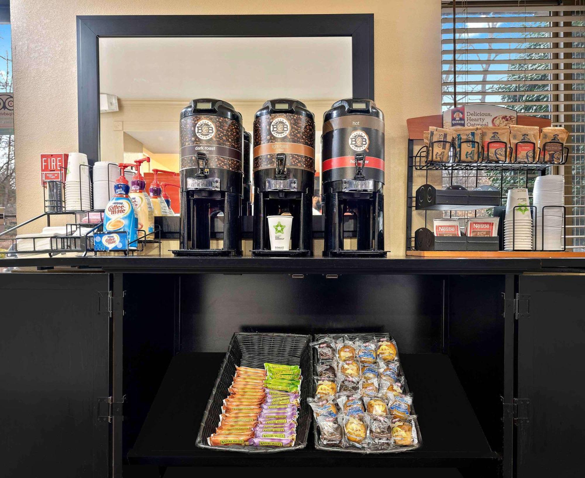 Extended Stay America Suites - Boston - Waltham - 32 4Th Ave Экстерьер фото